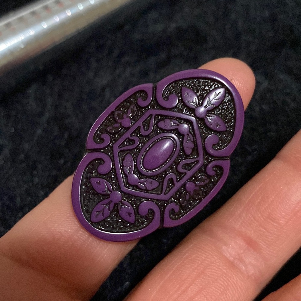 Vintage Black and purple ring